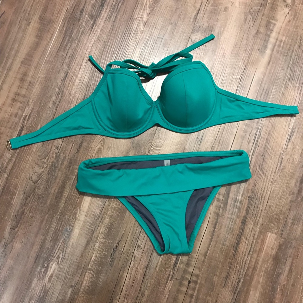 VS bikini